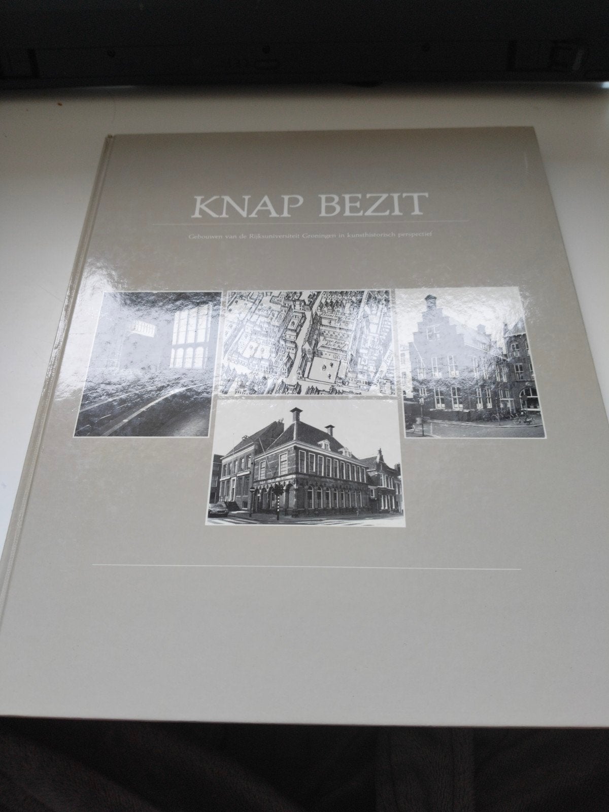 Knap Bezit: Gebouwen van de Rijksuniversiteit Groningen, Verzenden, 20e eeuw of later, Zo goed als nieuw, Onbekend