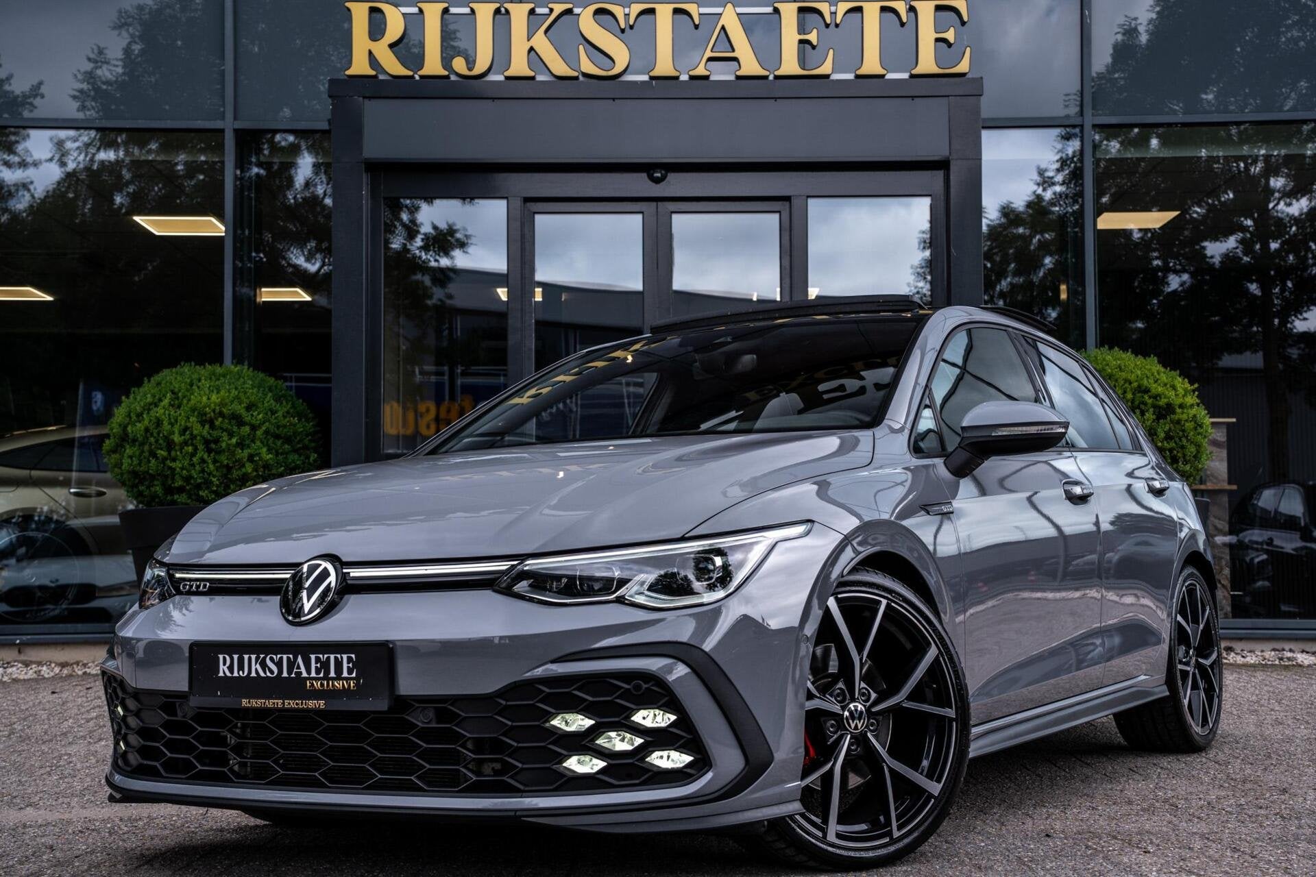 Volkswagen Golf 2.0 TDI GTD|PANO|ACC|CARPLAY|STOEL/STUURVERW, 730 kg, Gebruikt, Met garantie (alle), 23 km/l