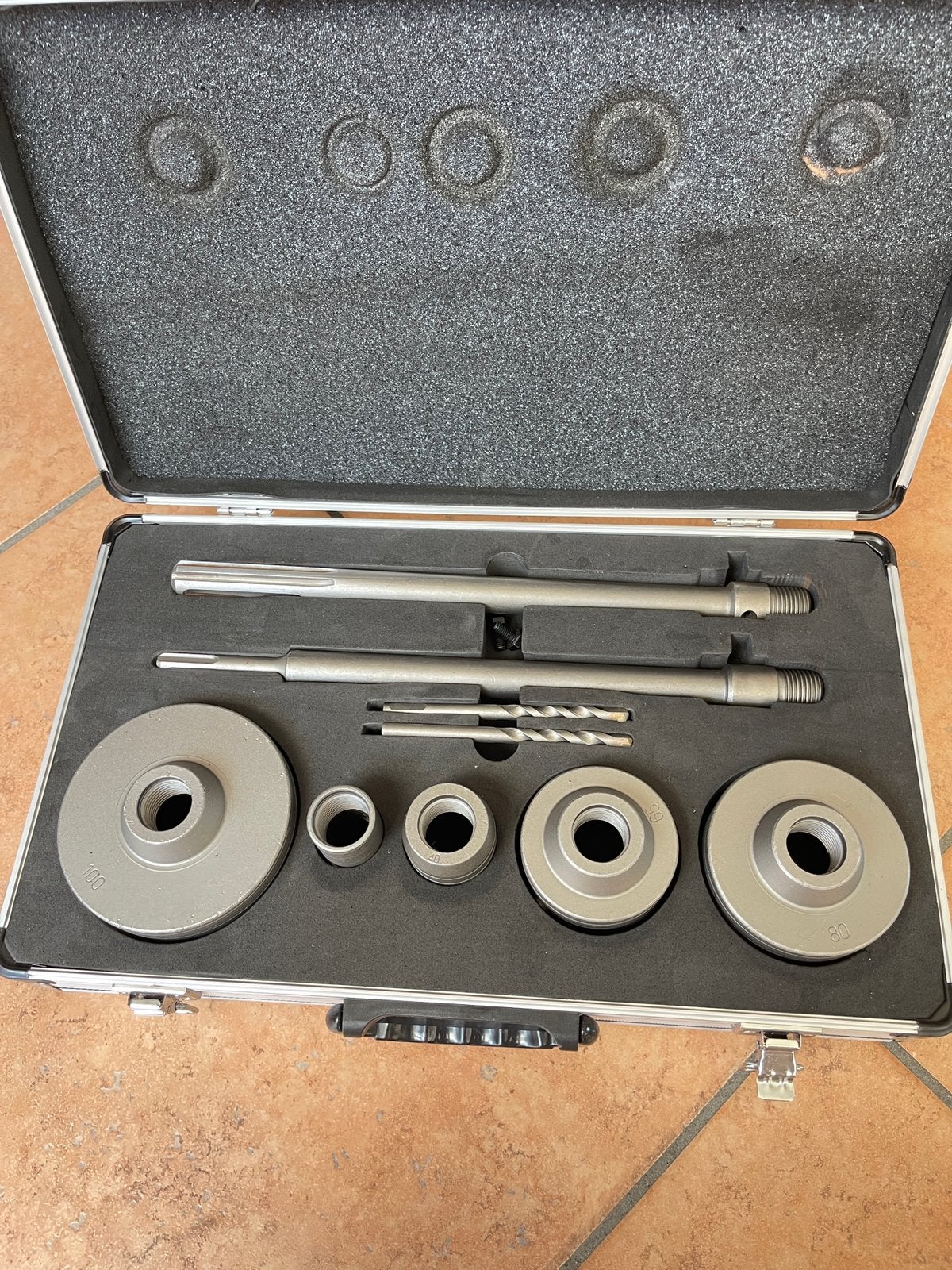 Dozenborenset 9 delig 30/40/65/80/100mm, Doe-het-zelf en Verbouw, Ophalen of Verzenden, Zo goed als nieuw