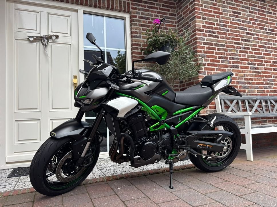 KAWASAKI Z900 abs 91kw Leovince sportuitlaat kawasaki z900, 4 cilinders, Motorrijbewijs A, 948 cc, Bedrijf