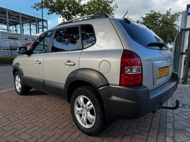 Hyundai Tucson 2.0i Dynamic Airco,Cruisecontrol Nette Auto, Gebruikt, 4 cilinders, Origineel Nederlands, Handgeschakeld