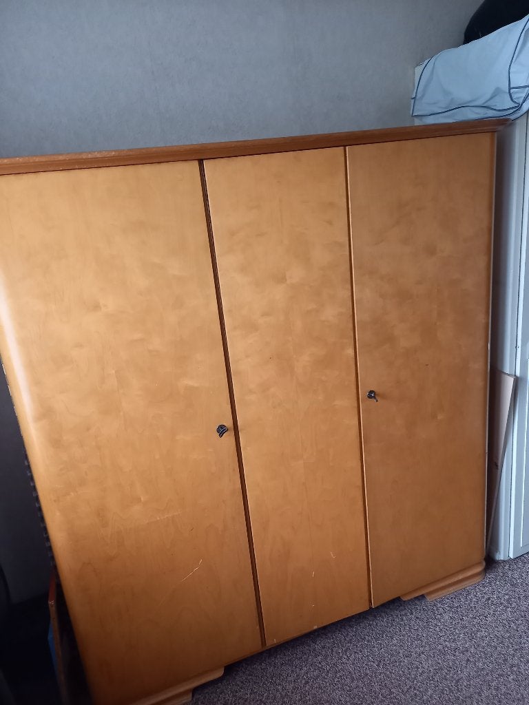 Vintage Linnenkast 3 deurs, Huis en Inrichting, Kasten | Kledingkasten, Ophalen, Gebruikt, 150 tot 200 cm, 150 tot 200 cm