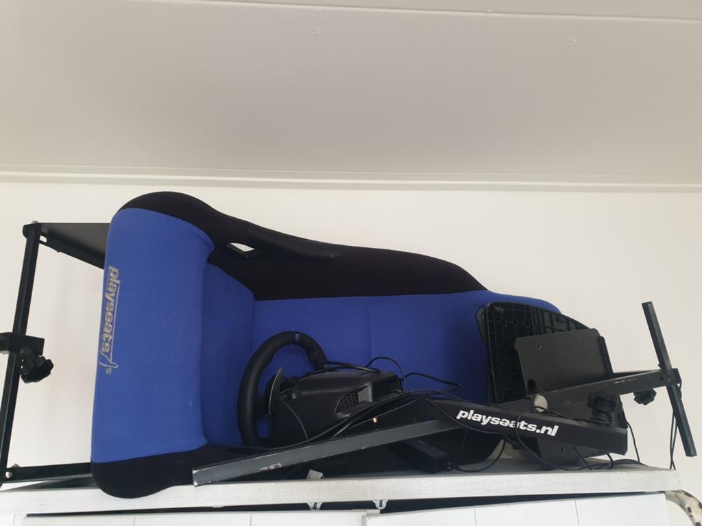 Playseat racestoel met stuur en pedalen, Ophalen, Gebruikt, 1 speler, Racen en Vliegen
