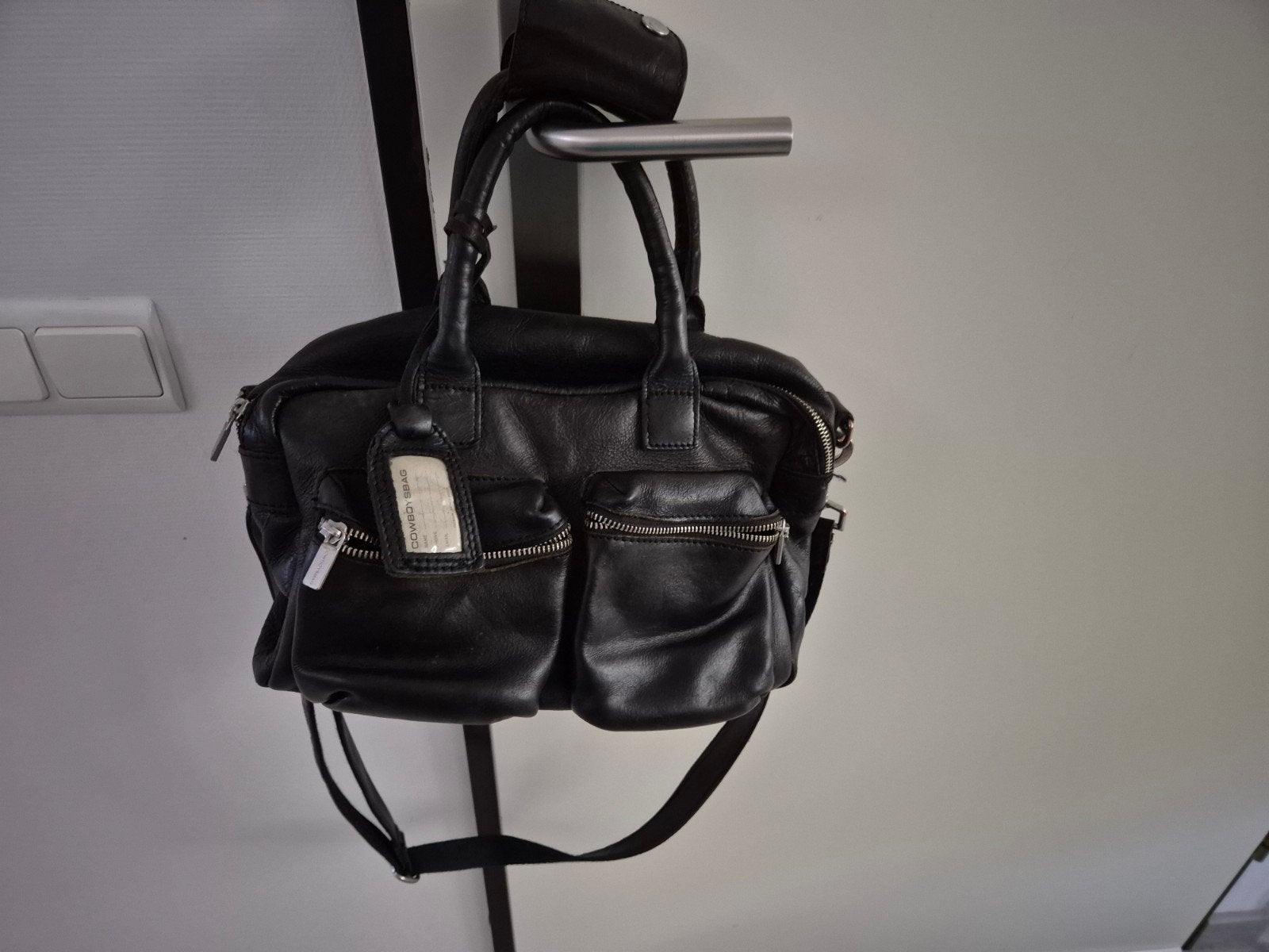 Cowboysbag Leren Handtas Zwart - Stijlvol & Ruim, Ophalen of Verzenden, Gebruikt, Zwart, Schoudertasje