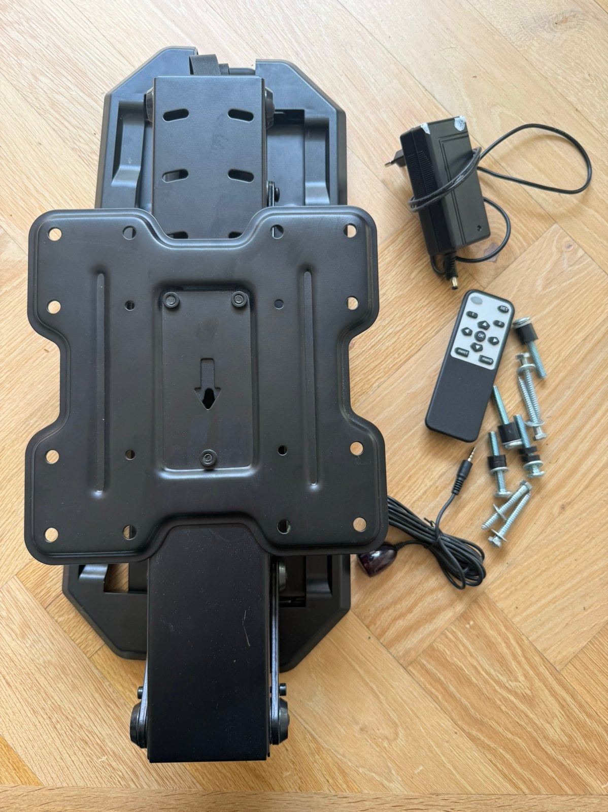 MyWall Opklapbare Plafondbeugel Elektrisch (23-55 inch), Ophalen of Verzenden, Zo goed als nieuw