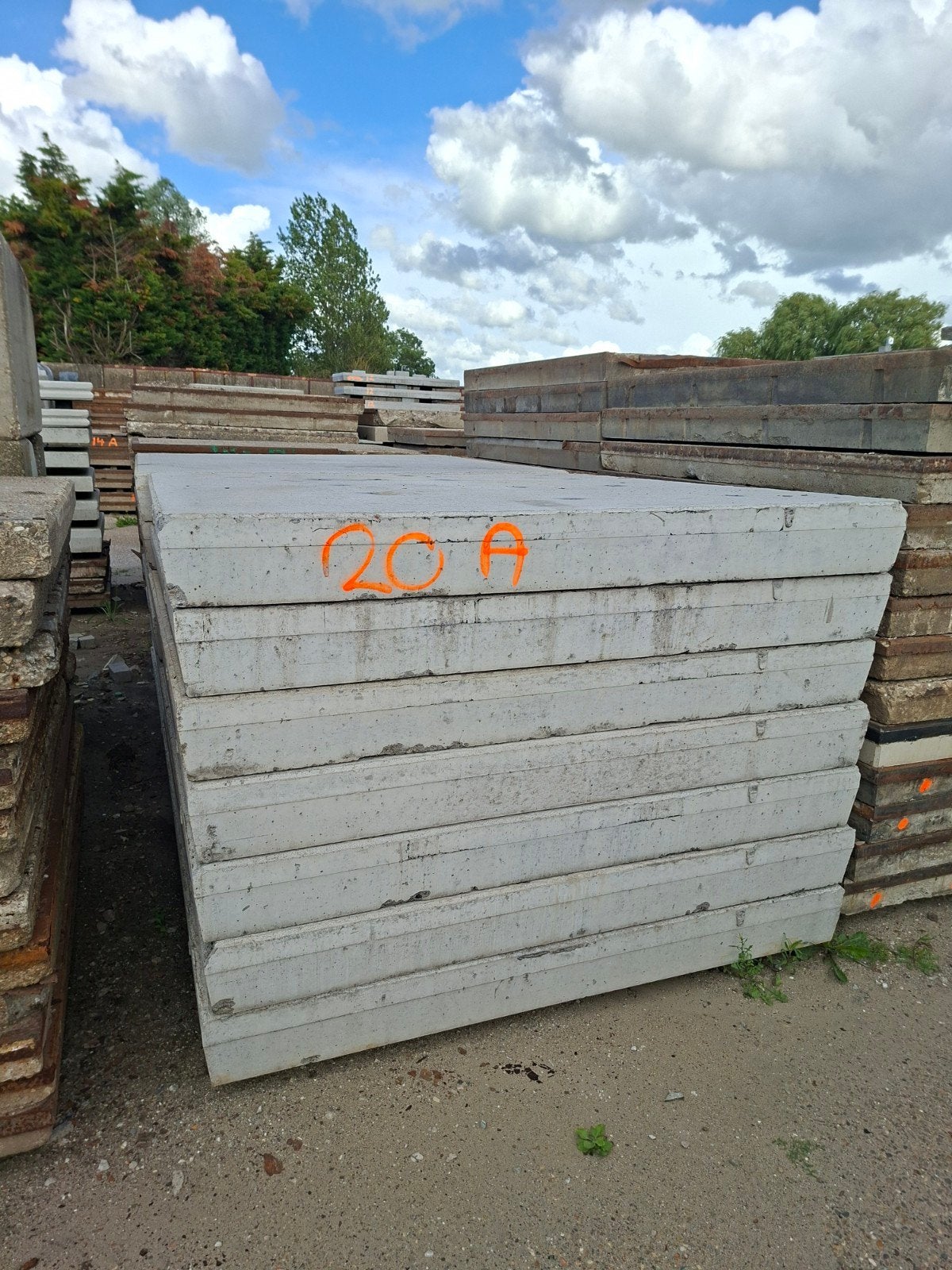 Betonplaten 200x200.  20cm. Nieuwwaardig. Gratis bezorging!, Tuin en Terras, Ophalen of Verzenden