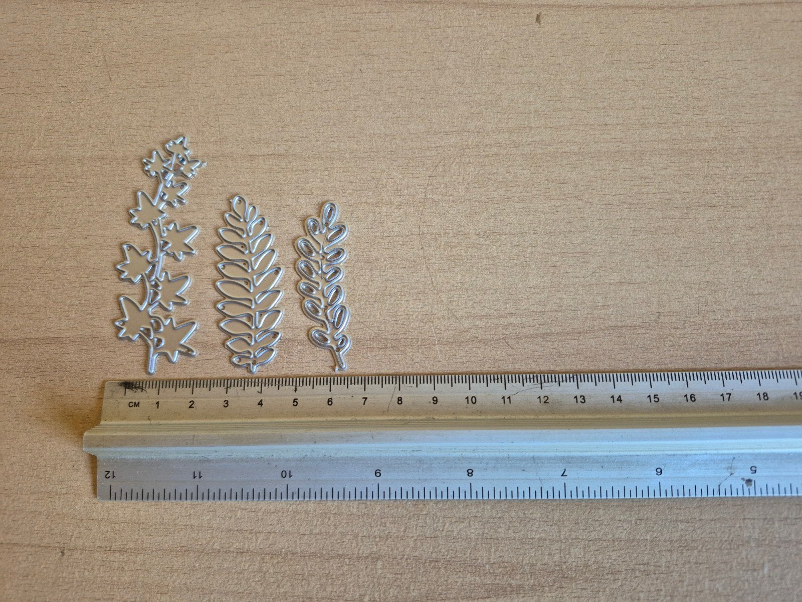 snijmallen 3 stuks takjes, Ophalen of Verzenden, Overige thema's, Pons of Mal