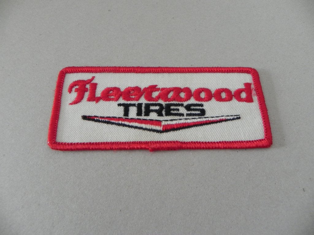 Strijkembleem Cadillac Fleetwood Tires (Am. spelling), Ophalen of Verzenden, Zo goed als nieuw, Auto's