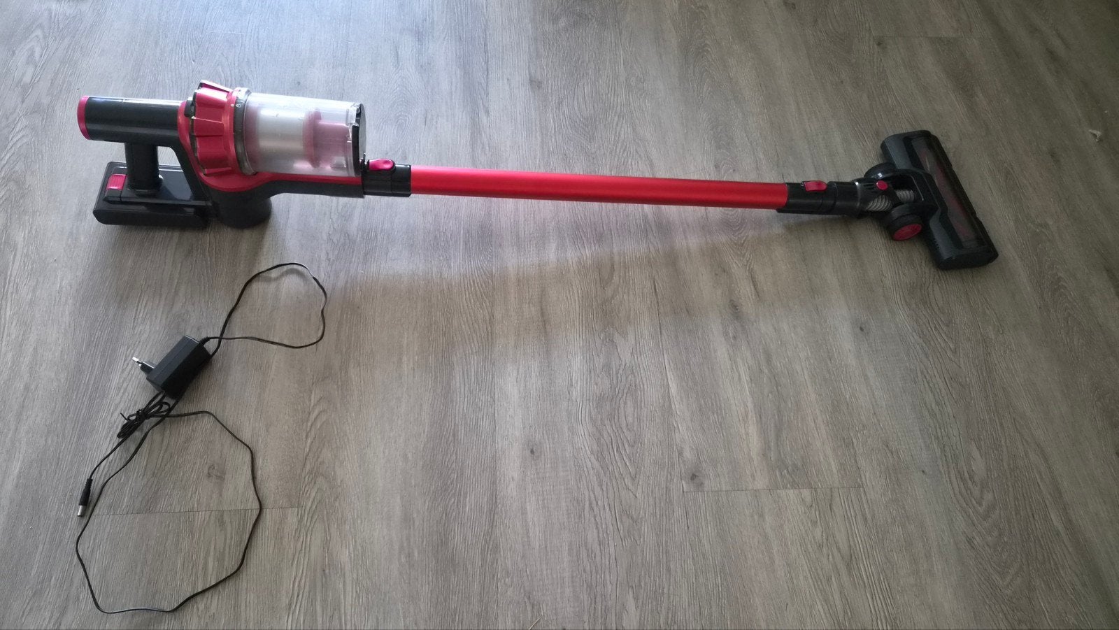 Silvercrest Accu Stofzuiger / Kruimeldief met accessoires, Ophalen, Overige merken, Zo goed als nieuw, Minder dan 1200 watt