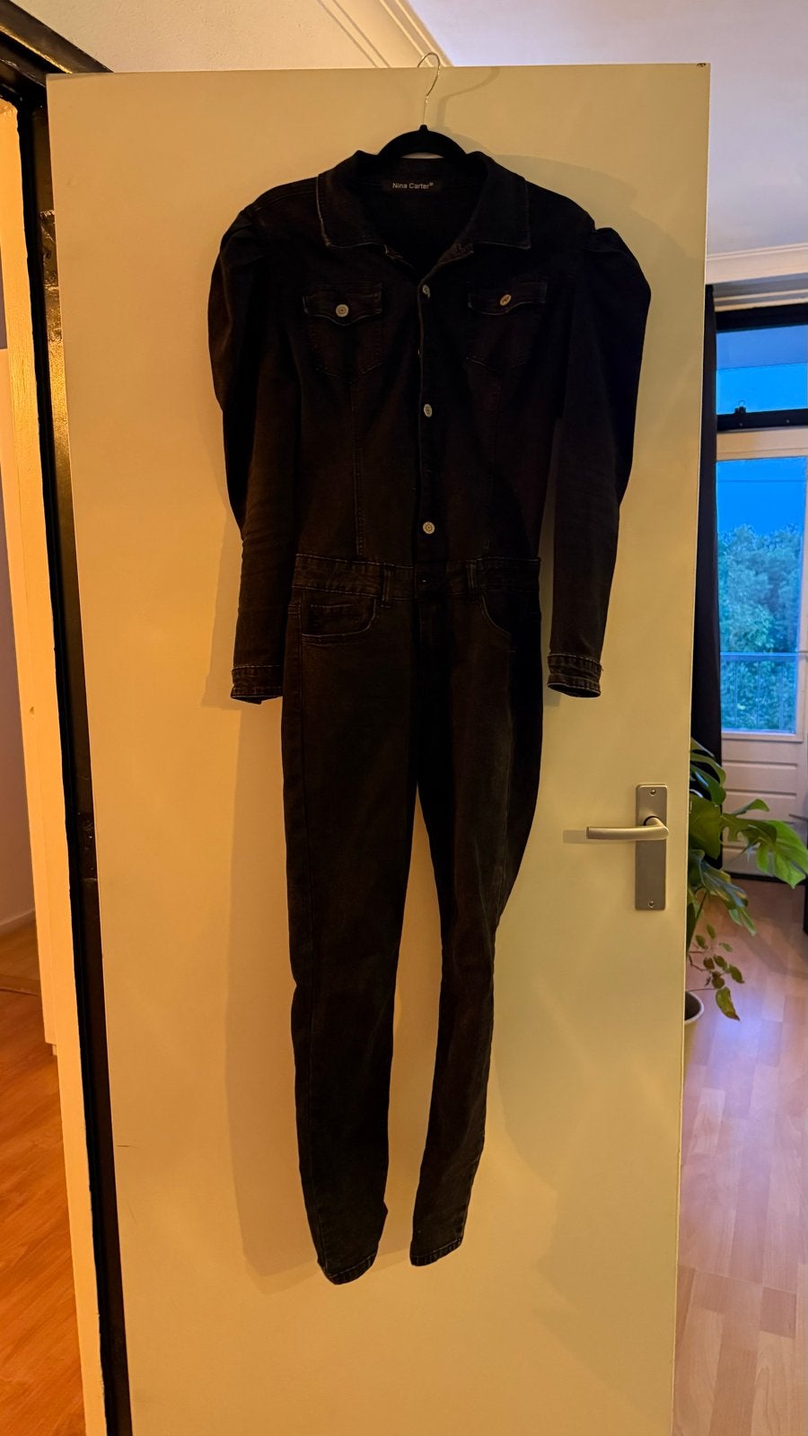 Nina Carter Zwarte Denim Jumpsuit met Pofmouwen, Kleding | Dames, Ophalen of Verzenden, Zo goed als nieuw, Maat 36 (S), Grijs