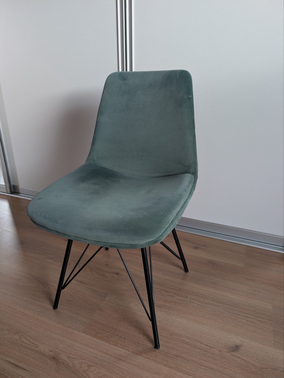 4x Eetkamerstoel Ivy velvet goud en groen, Ophalen, Gebruikt, Overige kleuren, Retro & vintage