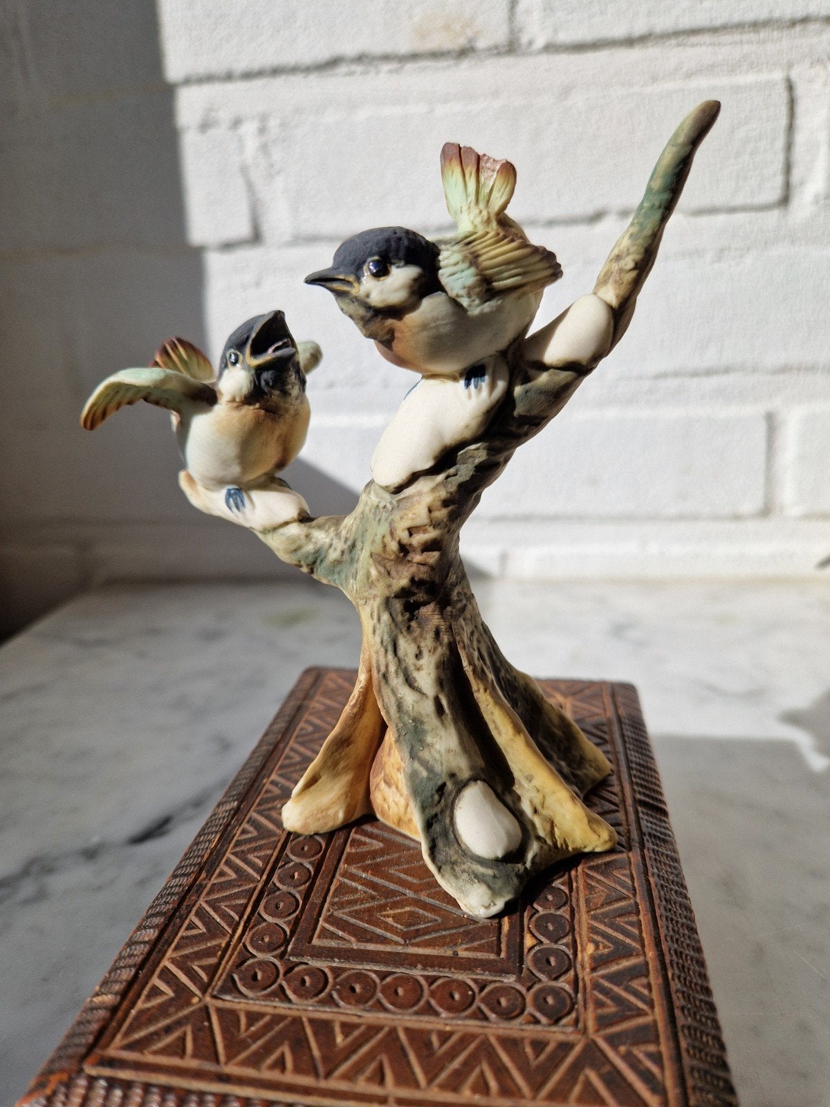 Prachtig beeldje van twee vogels op een tak, Ophalen of Verzenden, Zo goed als nieuw, Dier