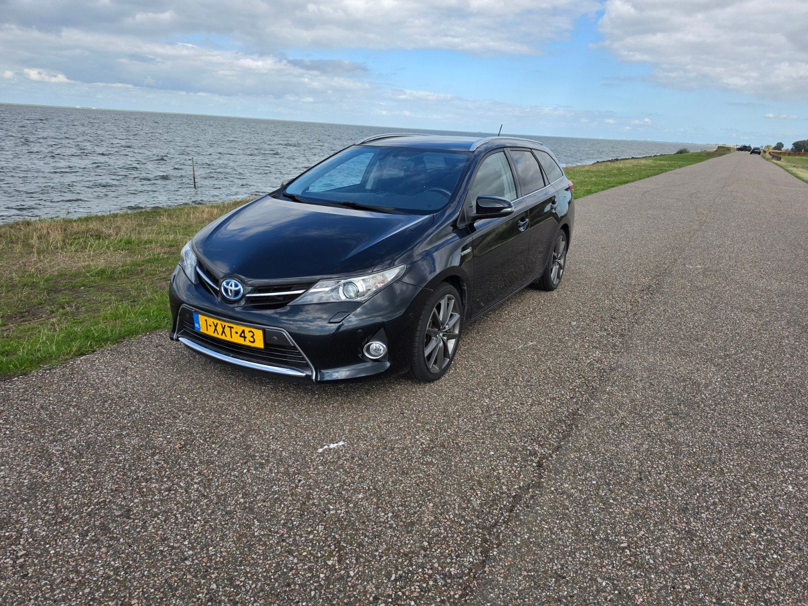 Toyota Auris 1.8 Hybrid Touring Sport, donderdag grijs/blauw, Auto's, Euro 5, Stof, Zwart, 4 cilinders
