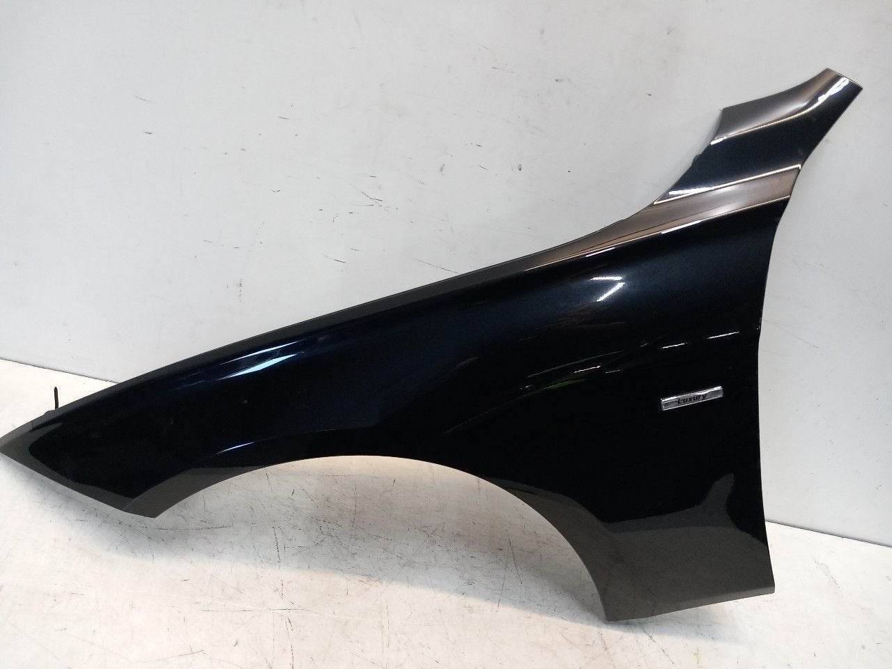 Spatbord links voor BMW 3 serie, Onderdelen@venauto.nl, Van der Ven Autorecycling B.V., Gebruikt, Ettenseweg 76, 4706 PB Roosendaal, The Netherlands