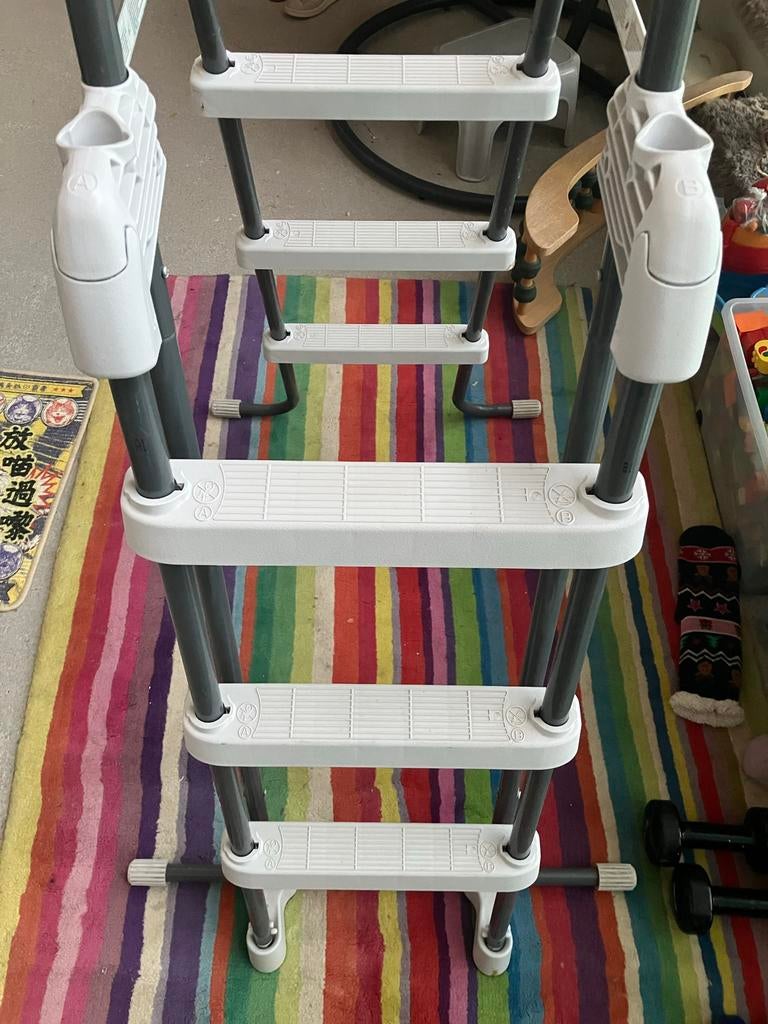 Zwembad trap met voetenbadje - Intex, Tuin en Terras, Zwembad-toebehoren, Ophalen, Zo goed als nieuw