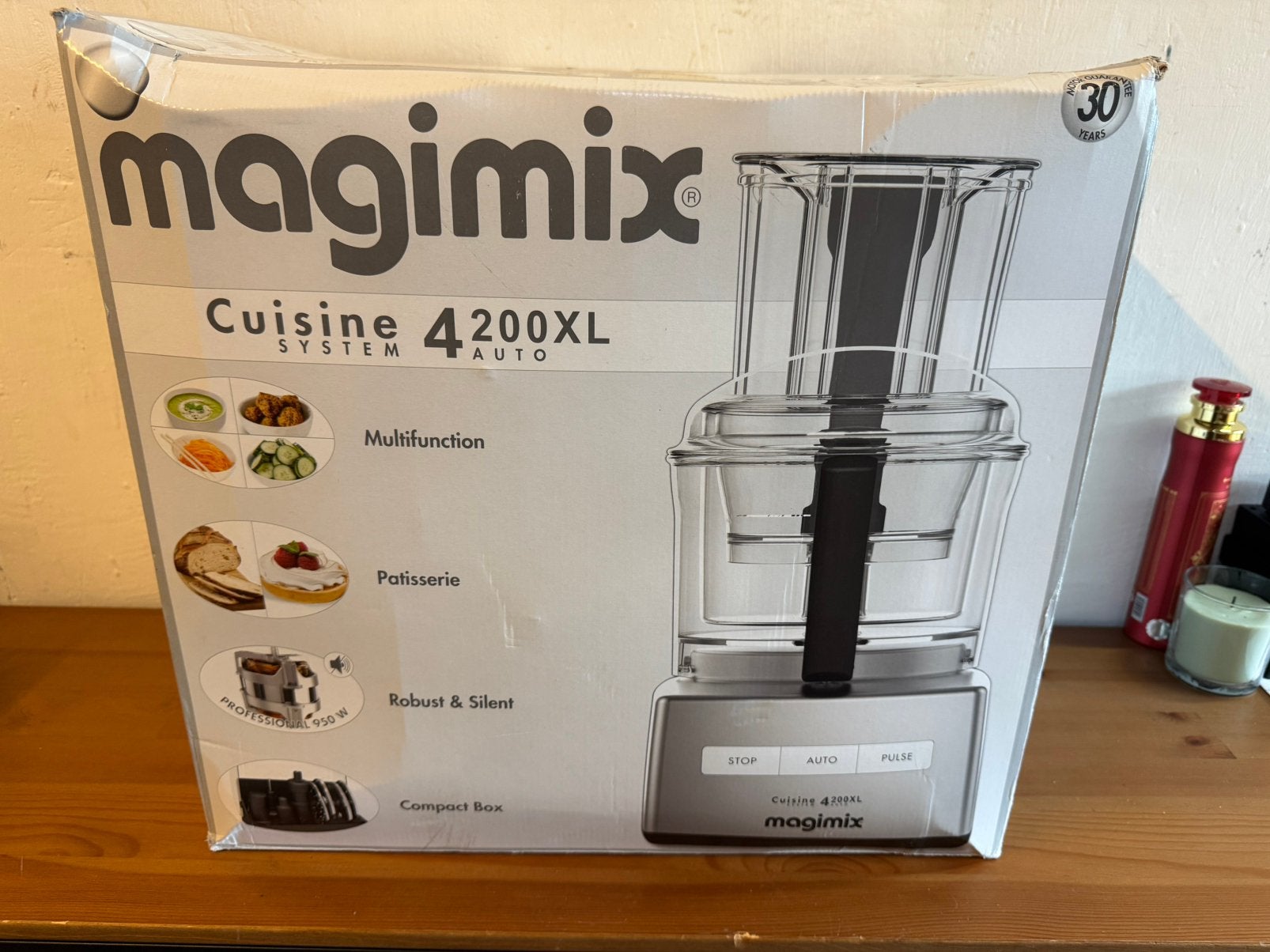 Magimix CS4200 XL - Keukenmixer - robot - Spotprijs, Witgoed en Apparatuur, Keukenmixers, Ophalen of Verzenden, Zo goed als nieuw