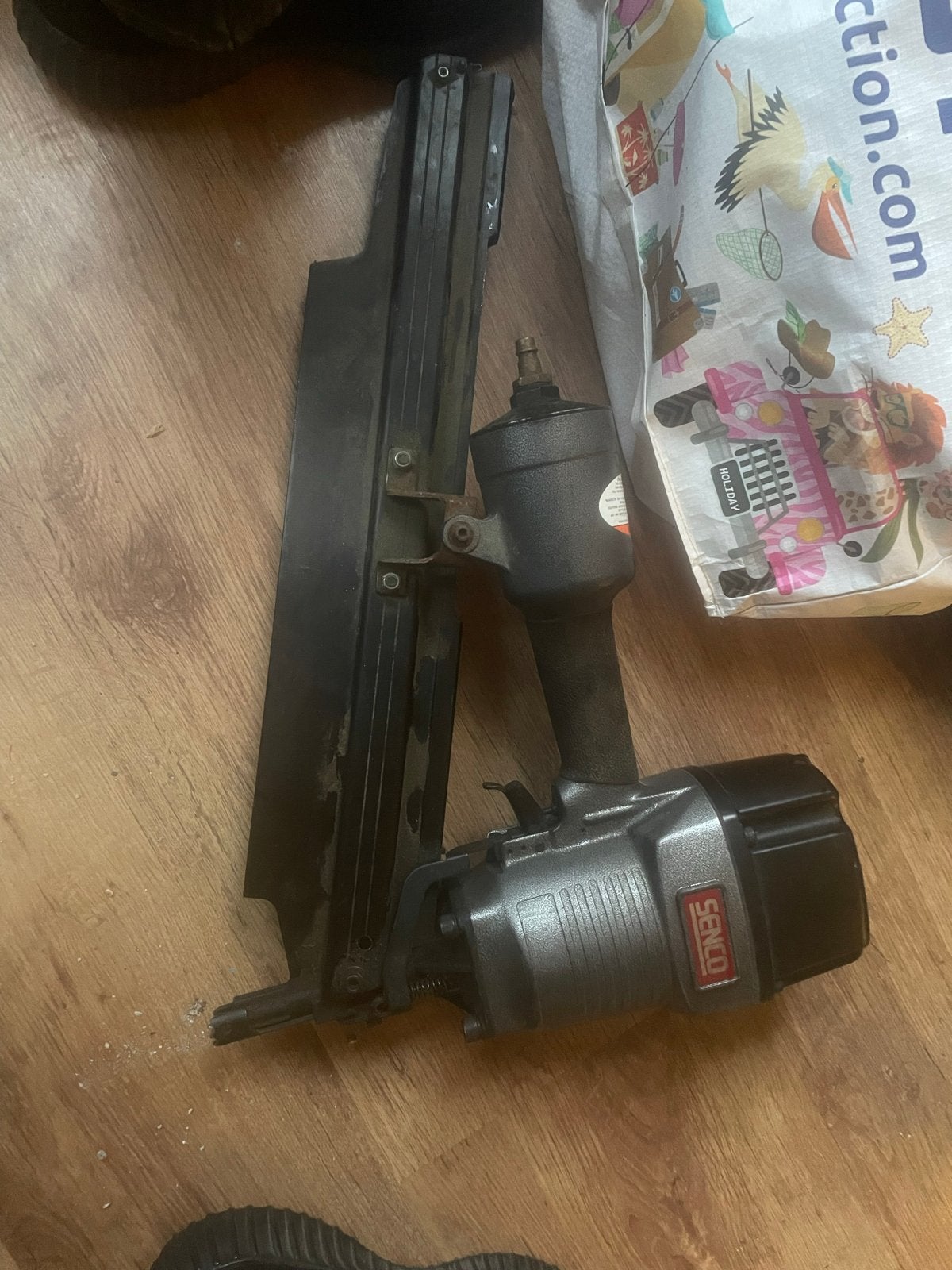 Senco D kop spijkerpistool - Pneumatische tacker, Ophalen of Verzenden, Gebruikt, Tacker/nietmachine, Overige merken