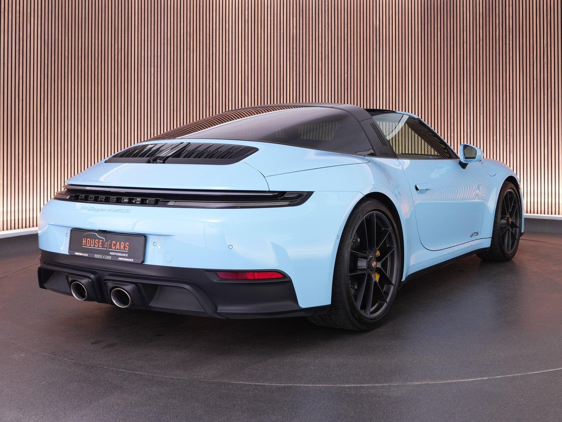 Porsche 911 4 GTS 3.6 541pk T-Hybrid |PTS Gulf Blue|keramisc, Automaat, Gebruikt, Cabriolet, Bedrijf