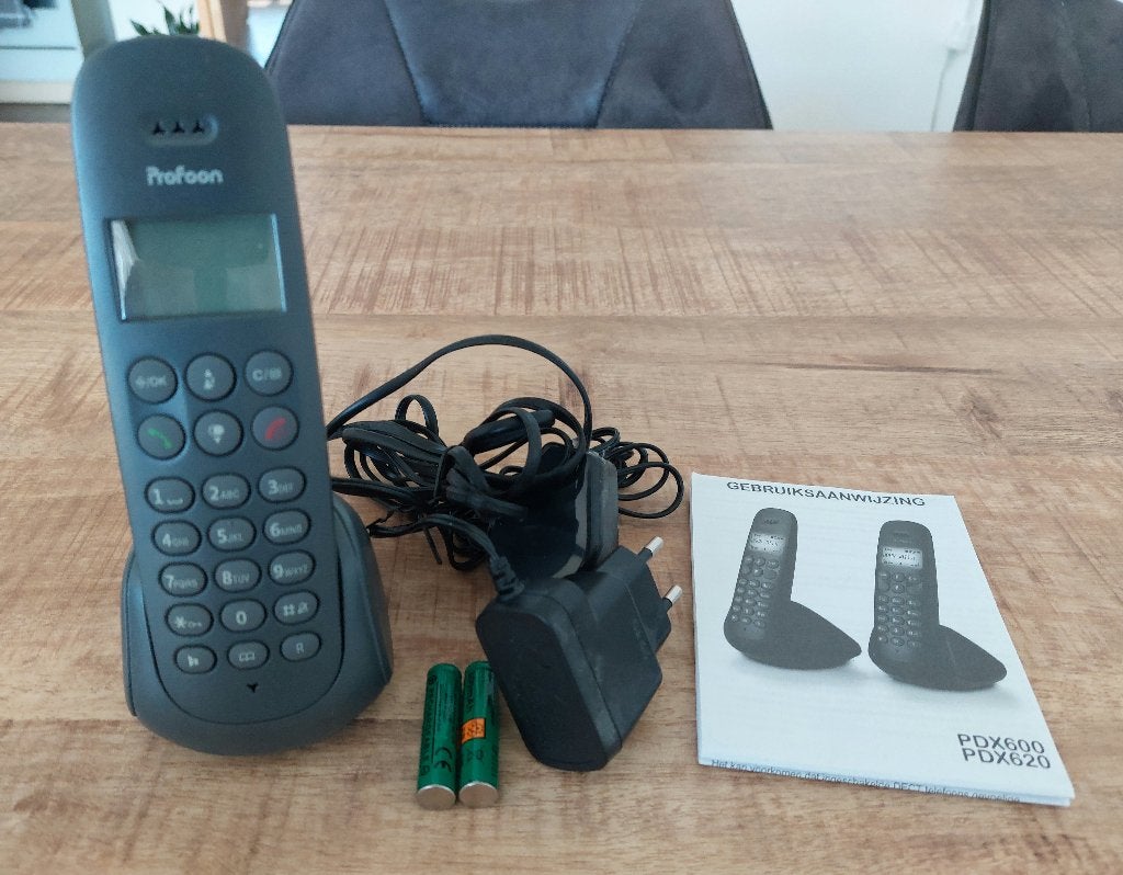 Profoon decktelefoon type PDX600 met basisstation, enz., Ophalen of Verzenden, Zo goed als nieuw, 1 handset