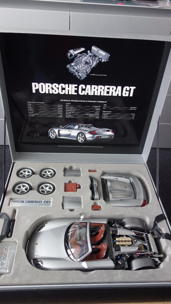 Porsche Carrera GT in schaal 1:12, Ophalen of Verzenden, Nieuw, 1:9 t/m 1:12, Auto