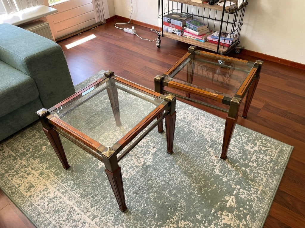 Koffietafel, Huis en Inrichting, Tafels | Bijzettafels, Ophalen, Minder dan 55 cm, Gebruikt, Twee vintage tafeltjes met een glasplaat