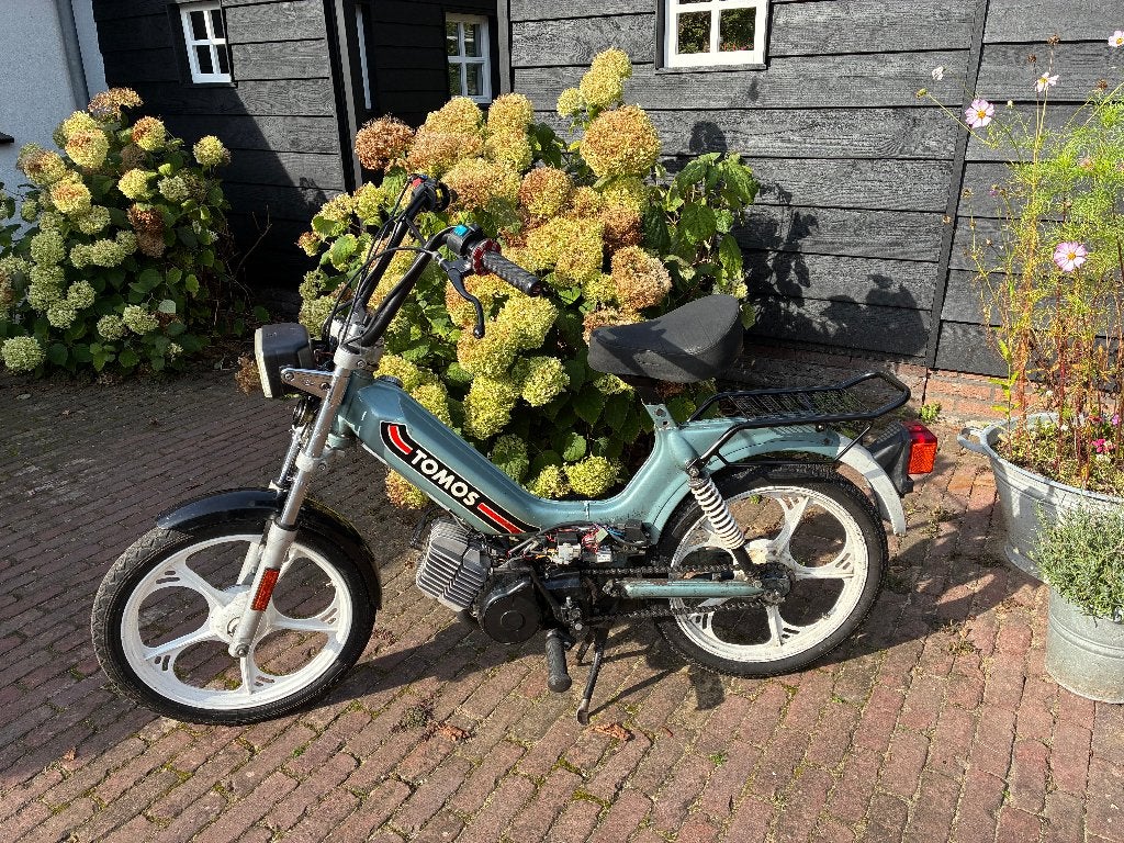 Tomos brommer oud model, Fietsen en Brommers, Ophalen, Gebruikt, 2 versnellingen, Overige modellen