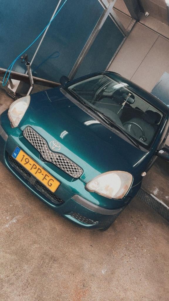 Toyota Yaris 1.0 16V Vvti 3DR Terra 2004 Groen, Auto's, 31 €/maand, 4 cilinders, 400 kg, 855 kg
