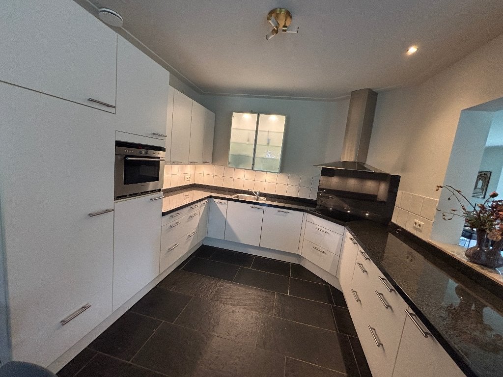 Siematic keuken - kwaliteit- graniet blad, Huis en Inrichting, Ophalen, U-keuken, Wit, Graniet of Steen