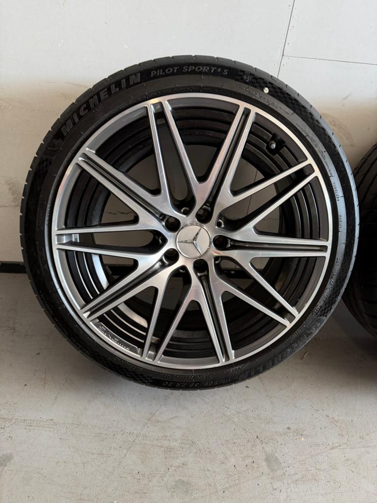 Velgen Mercedes C-Klasse 63/43 AMG + Michelin PilotSport 4S, Ophalen, Gebruikt, Banden en Velgen, Personenwagen