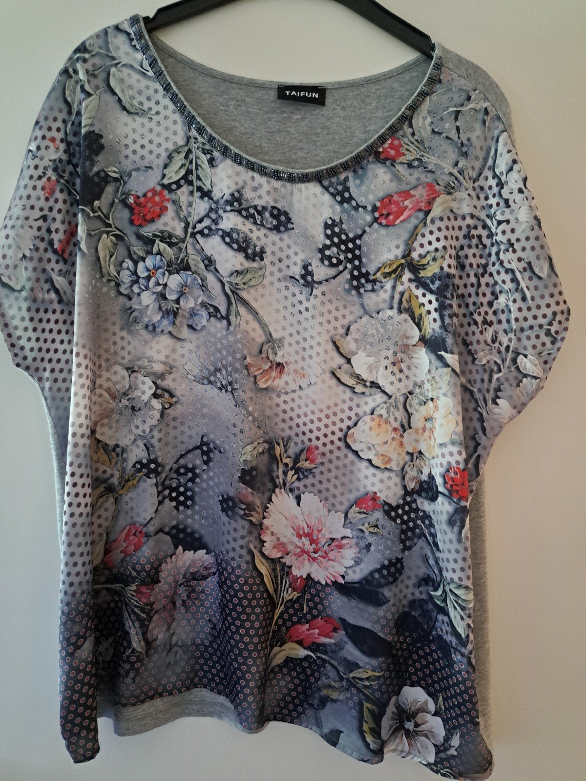 mooi dames shirt maat 46, Ophalen of Verzenden, Zo goed als nieuw, Maat 46/48 (XL) of groter, Korte mouw