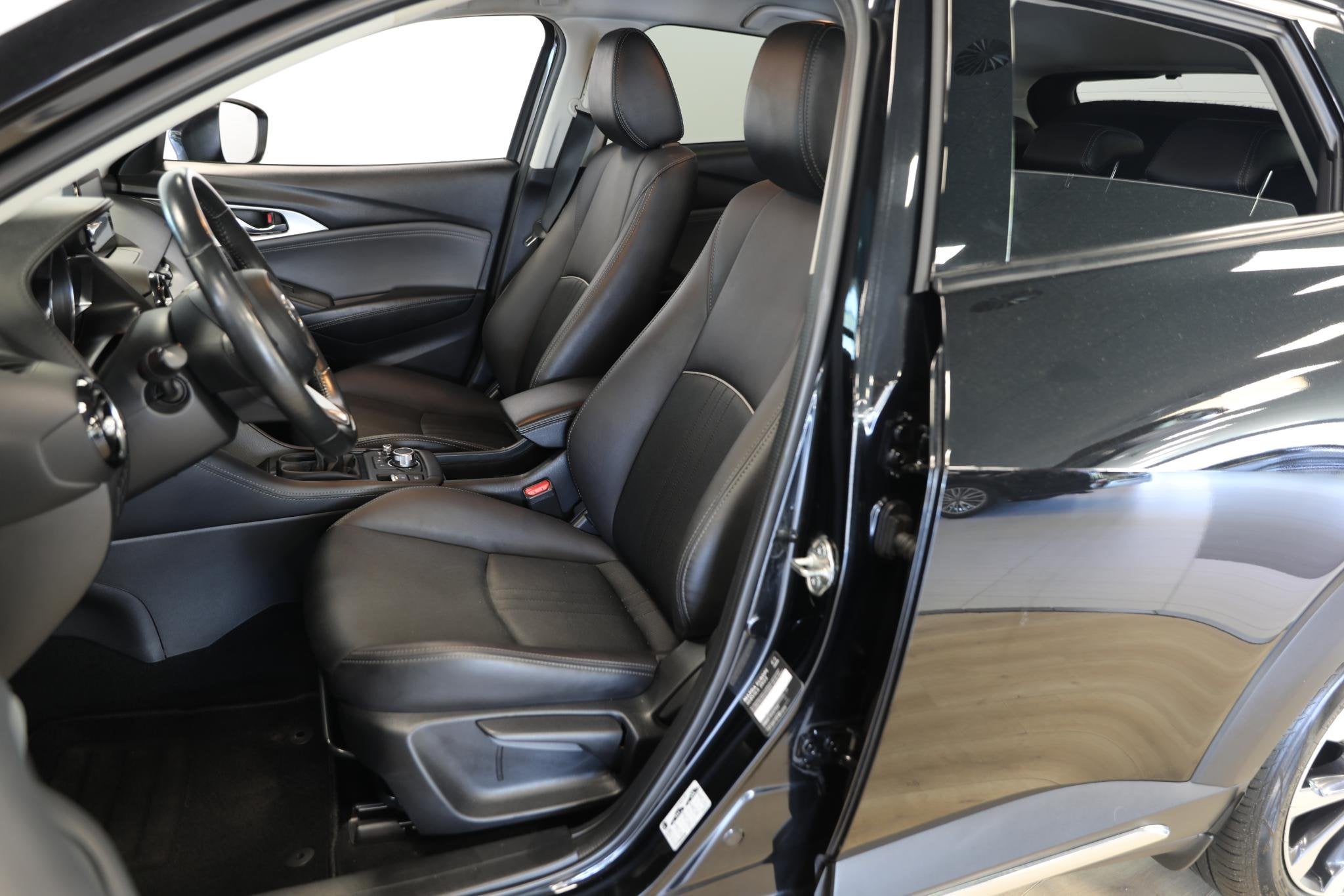 Mazda CX-3 2.0 SkyActiv-G 120 GT-M | Trekhaak | Head-up | Cr, 1998 cc, 4 cilinders, Leder en Stof, Zwart