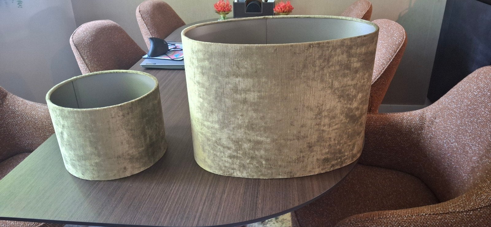 1 ovale en 1 ronde gemstone olive Light & Living lampenkap, Huis en Inrichting, Lampen | Lampenkappen, Ophalen, Zo goed als nieuw