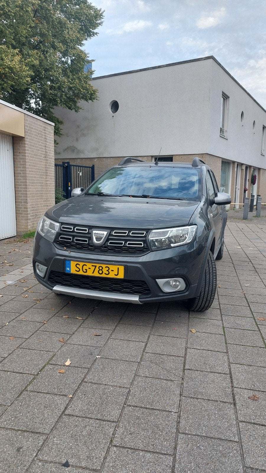 Dacia Sandero 0.9 Tce 90pk  S&S Stepway 2018 Grijs, Auto's, Voorwielaandrijving, 898 cc, 15 km/l, 580 kg