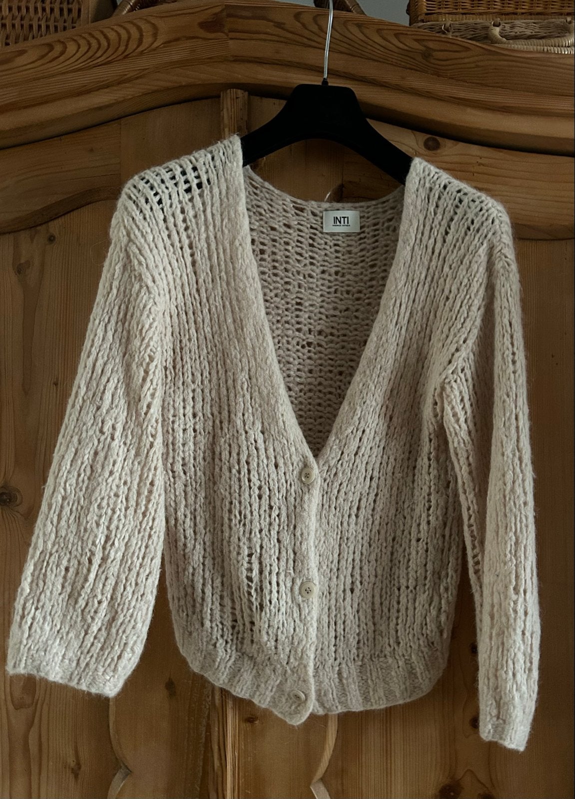 Prachtig INTI grofgebreid vest met knopen alpaca wol, Ophalen of Verzenden, Maat 42/44 (L), Beige