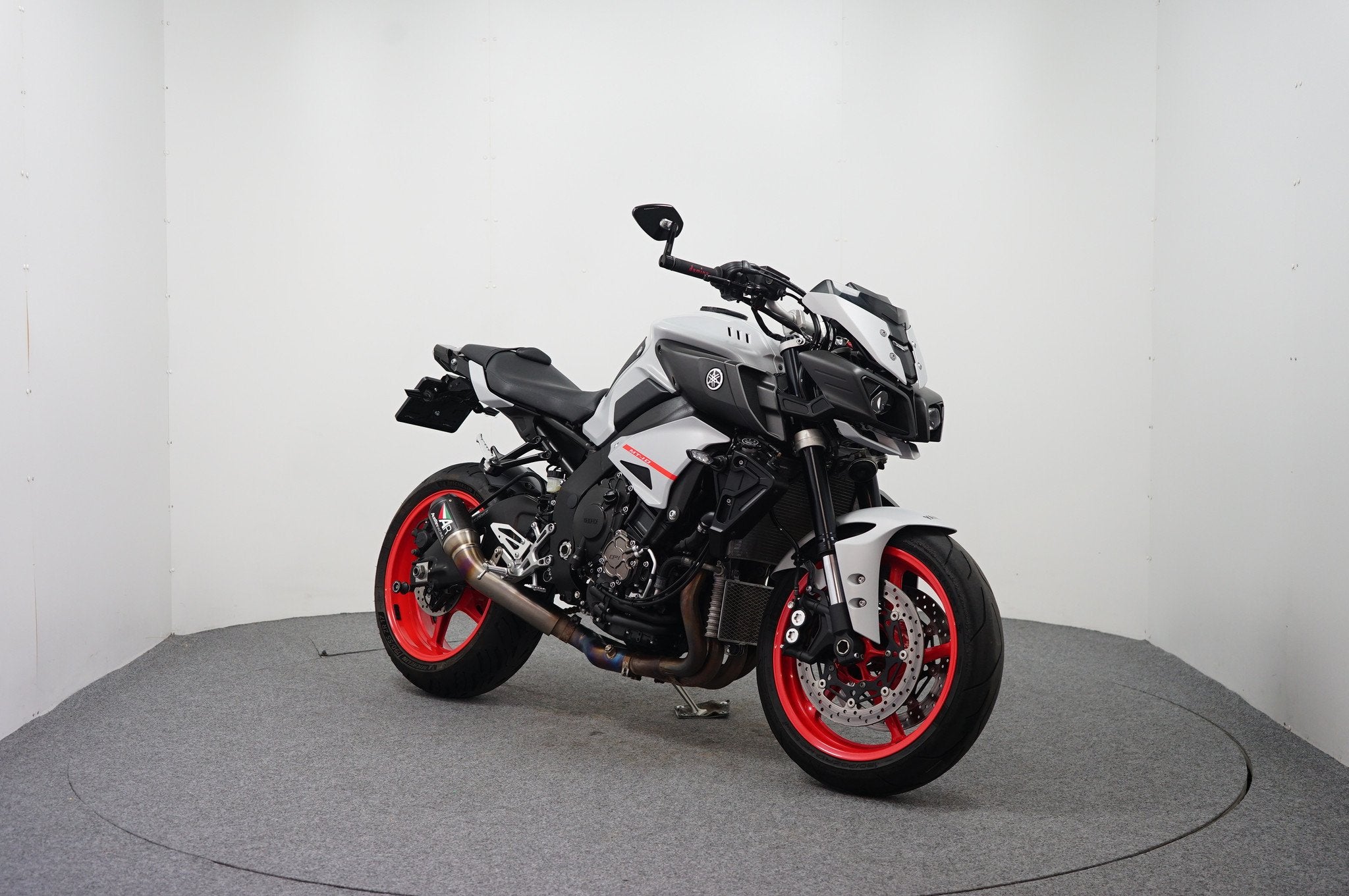 Yamaha MT-10 (bj 2020), Bedrijf, Meer dan 35 kW, 998 cc, Traction Control