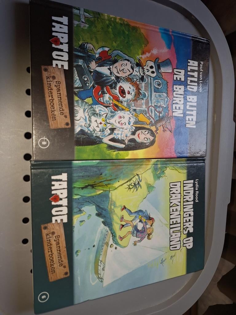 Taptoe boeken, Ophalen