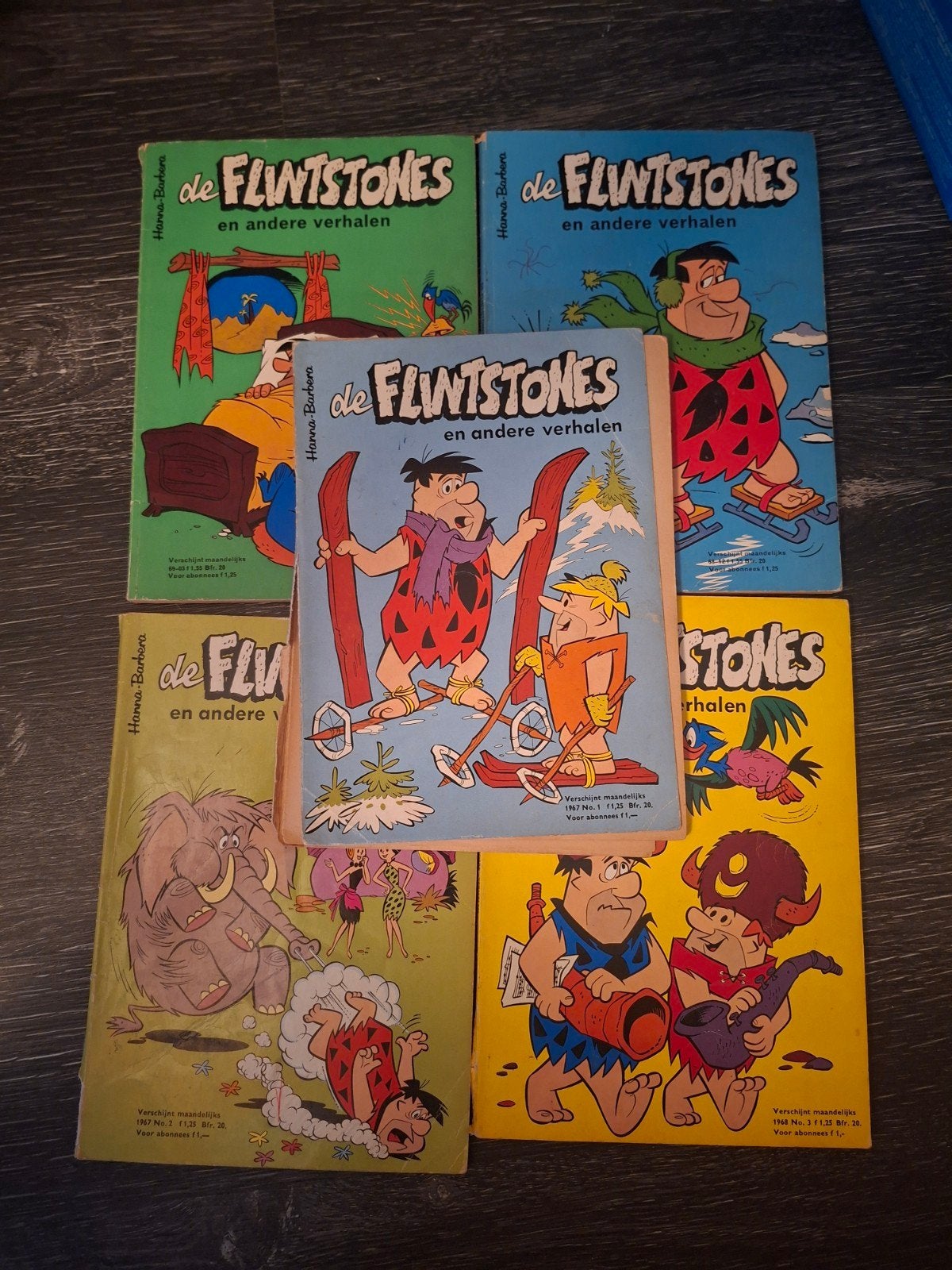 De Flintstones en andere verhalen - 5 stripboeken, Boeken, Stripboeken, Gelezen, Ophalen of Verzenden, Hanna-Barbera, Meerdere stripboeken