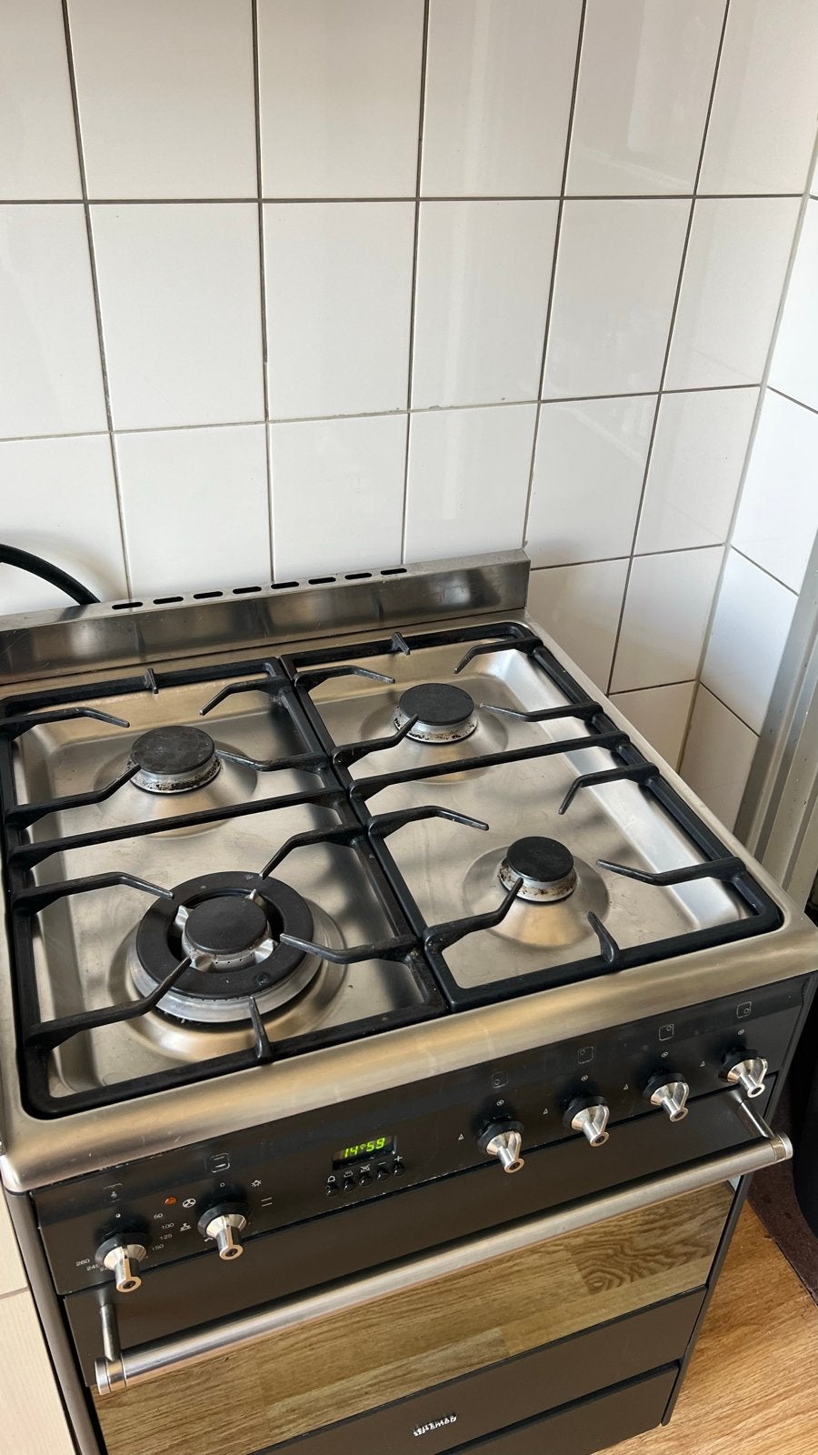 Smeg fornuis met oven - Gebruikt, werkt goed, Witgoed en Apparatuur, Ophalen, Gebruikt, 60 cm of meer, 4 kookzones