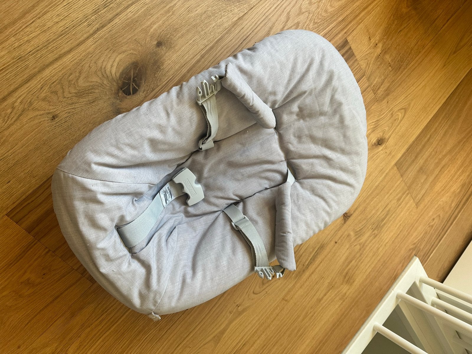 Stokke Tripp Trapp Newborn set grijs, Ophalen, Zo goed als nieuw, Meegroeistoel, Gordel(s)