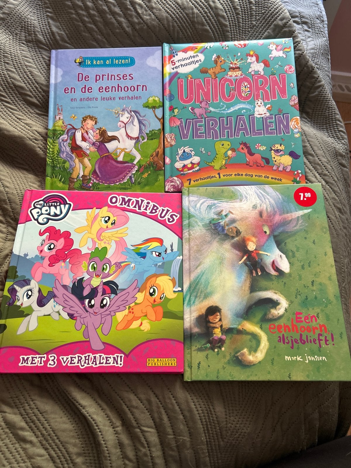 4 Eenhoorn & My Little Pony boeken - Zo goed als nieuw, Boeken, Ophalen of Verzenden, Zo goed als nieuw, Sprookjes