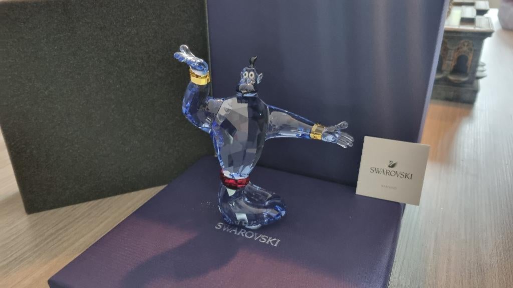 Swarovski Disney Aladdin Genie! NIEUW!, Ophalen of Verzenden, Nieuw, Figuurtje