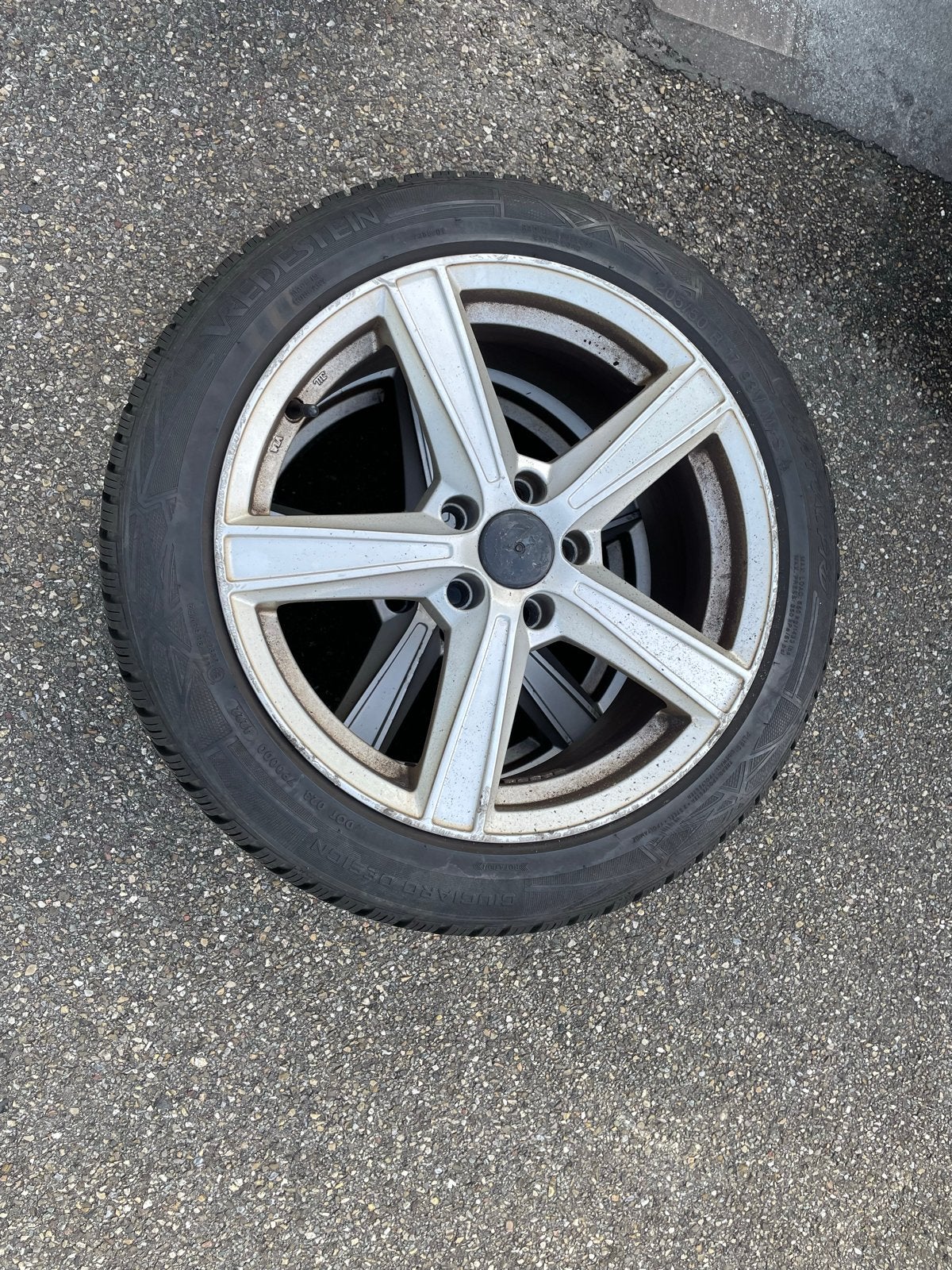 Volvo 17 inch velgen met Vredestein winterbanden, Ophalen, Gebruikt, Banden en Velgen, 17 inch