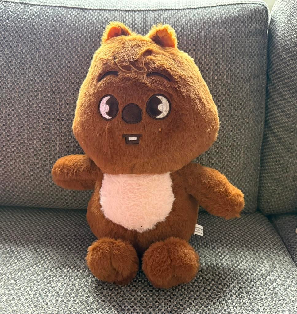 Han Stray Kids Quokka teddy XL SKZOO knuffel helemaal nieuw, Ophalen of Verzenden, Nieuw, Overige typen