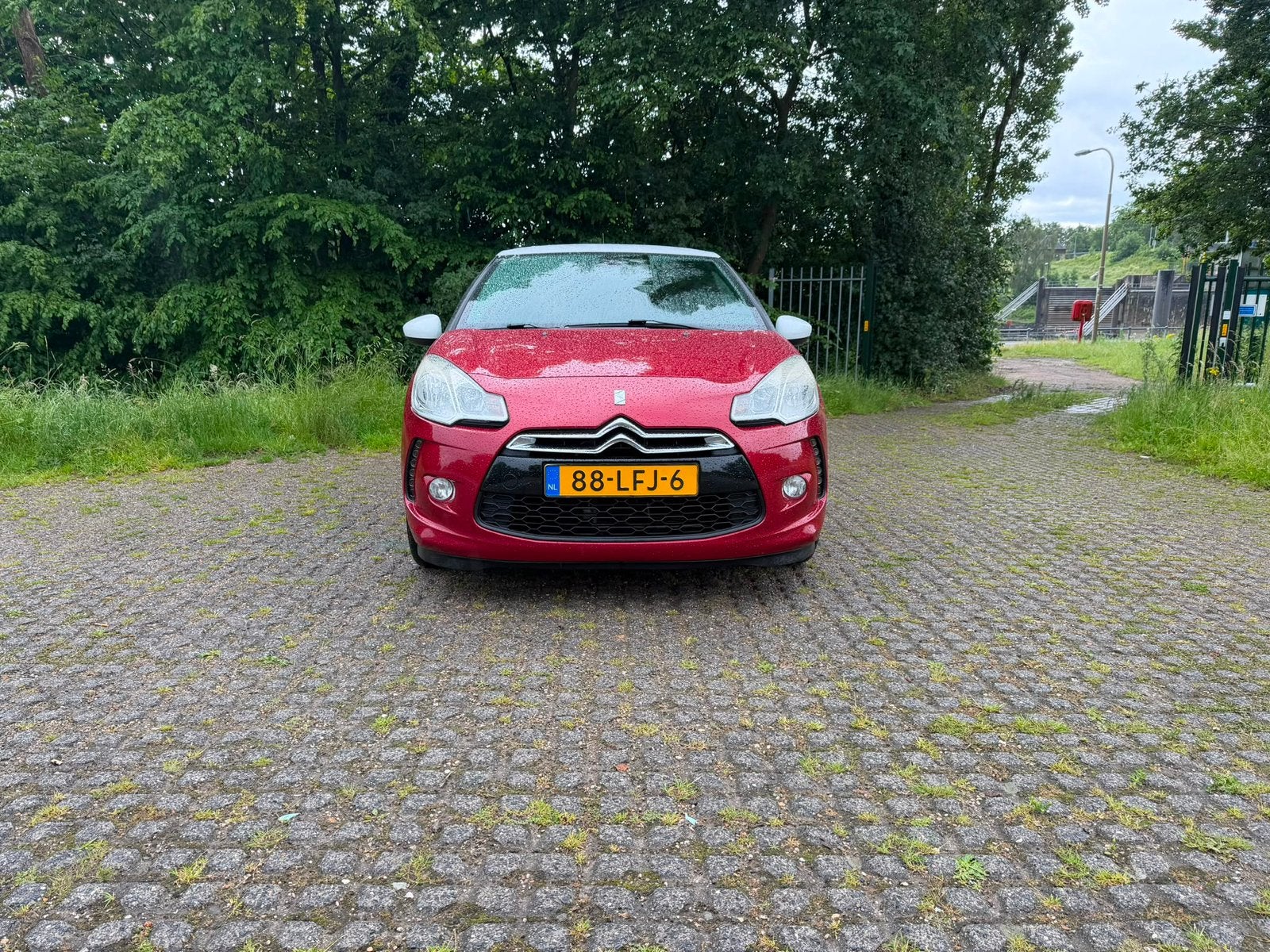Citroën DS3 1.6 VTI CRUISECONTROL NIEUWE APK TOT 16/6/2027
