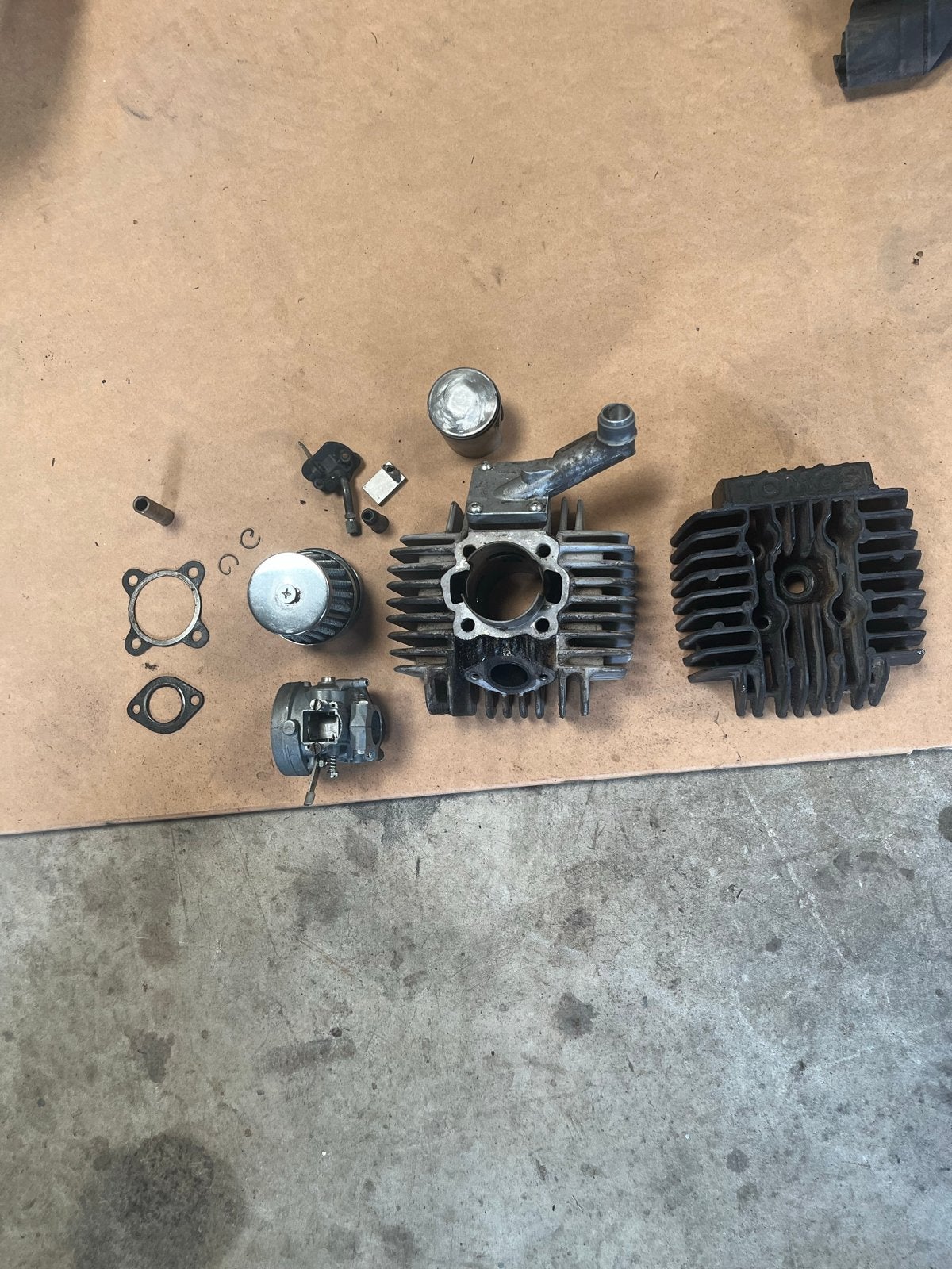 Tomos 65 cc met 50 cc kop, Fietsen en Brommers, Brommers | Tomos, Ophalen of Verzenden, Gebruikt, Standard