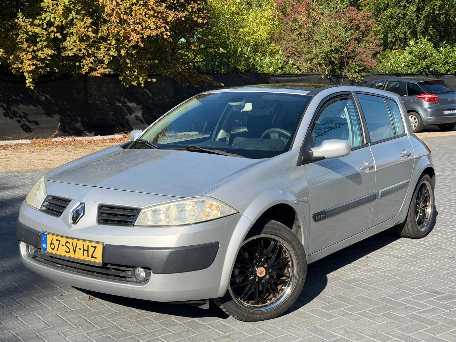 Renault Mégane 1.6-16V Dynamique Comfort LPG-G3/Airco/Pano/, Dealer onderhouden, 15 km/l, Gebruikt, 4 cilinders