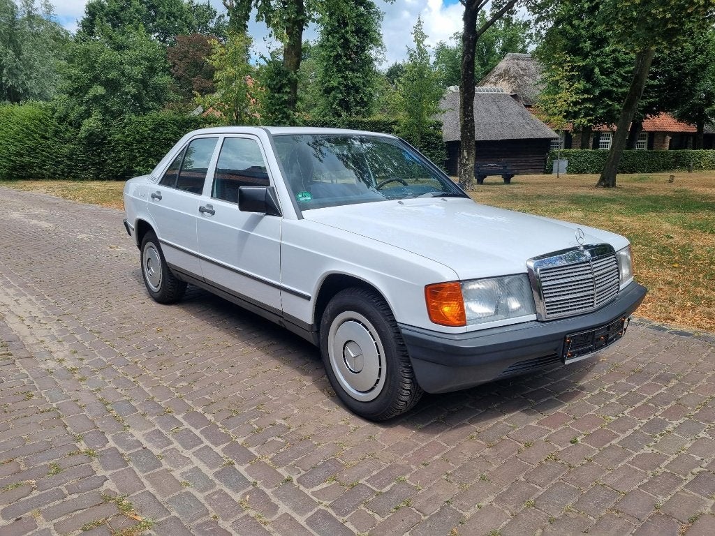 Mercedes 190E 2.0 1988 57000KM Schuifdak Oldtimer top staat, Open dak, Wit, Handgeschakeld, Blauw