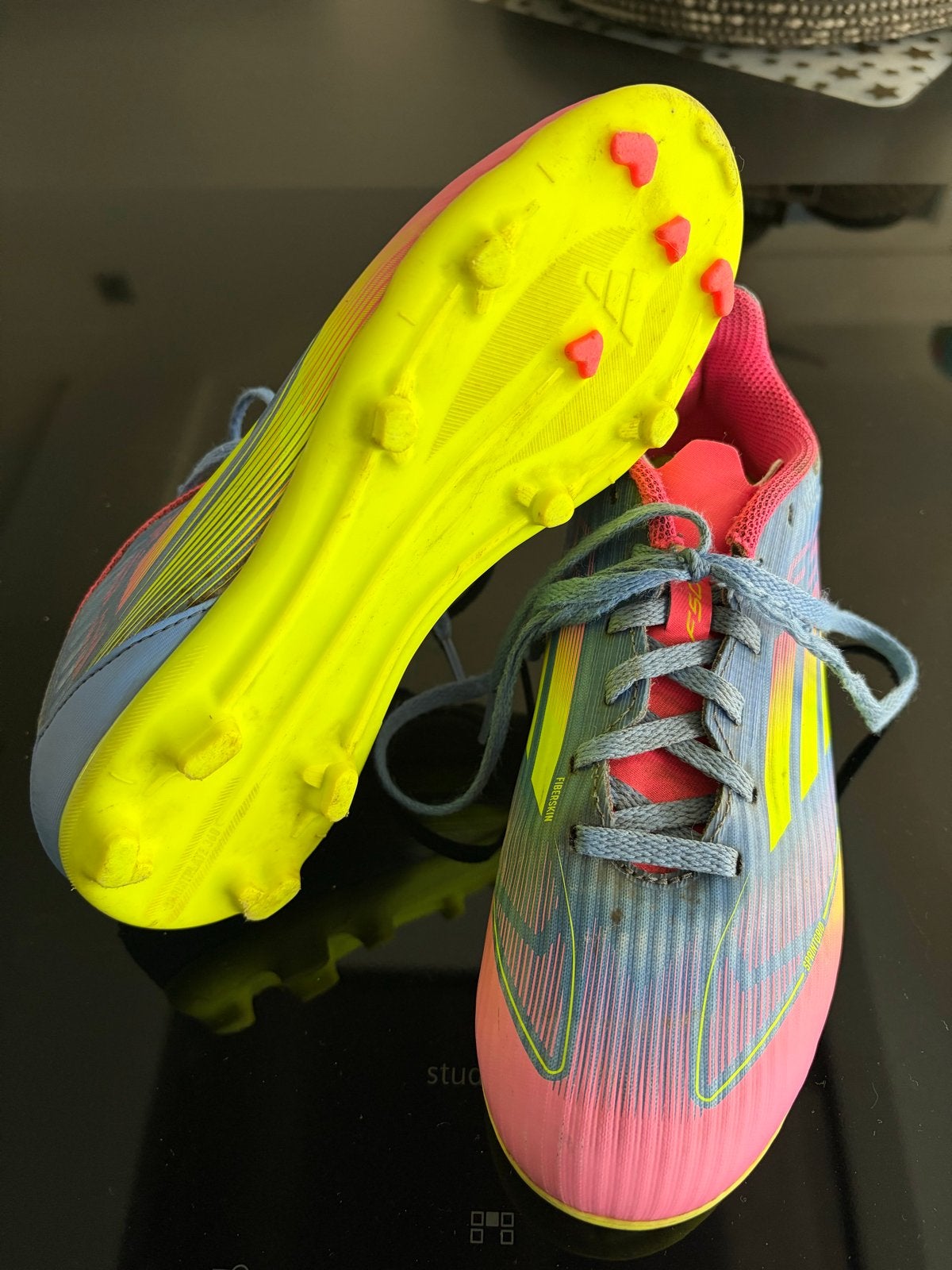 Adidas F50 voetbalschoenen voor kinderen - Maat 36, Ophalen of Verzenden, Gebruikt, Schoenen