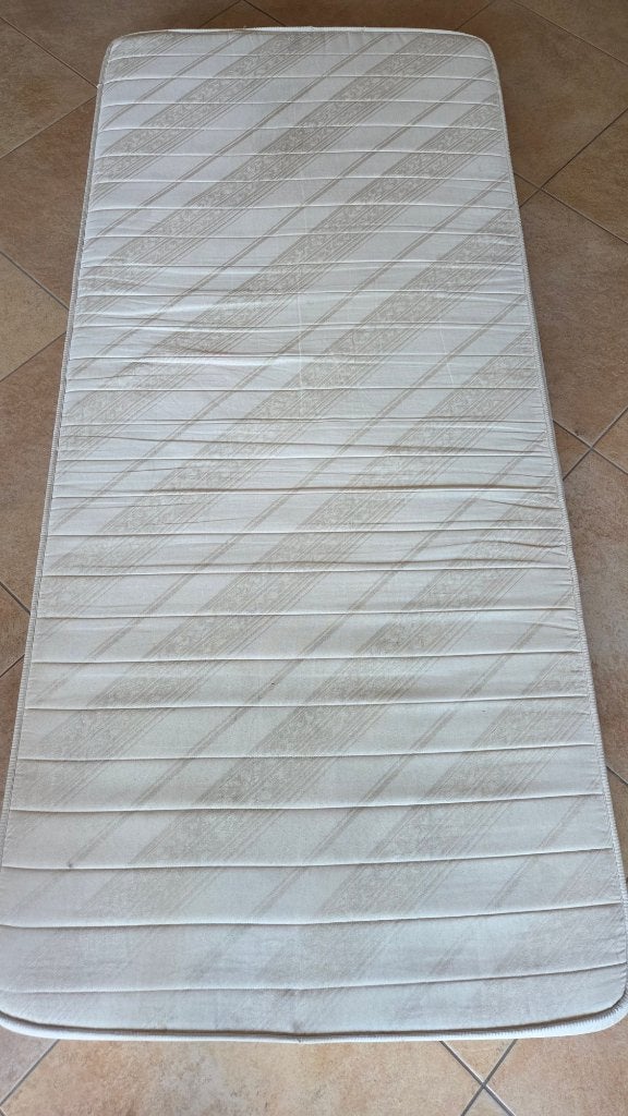 Nog net Matras 90x200, Gebruikt, 90 cm, Eenpersoons, Ophalen of Verzenden