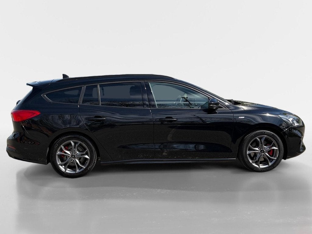 Ford Focus Wagon 1.0 EcoBoost Hybrid ST Line X Business 155P, 12 maanden, Stof, Gebruikt, Zwart